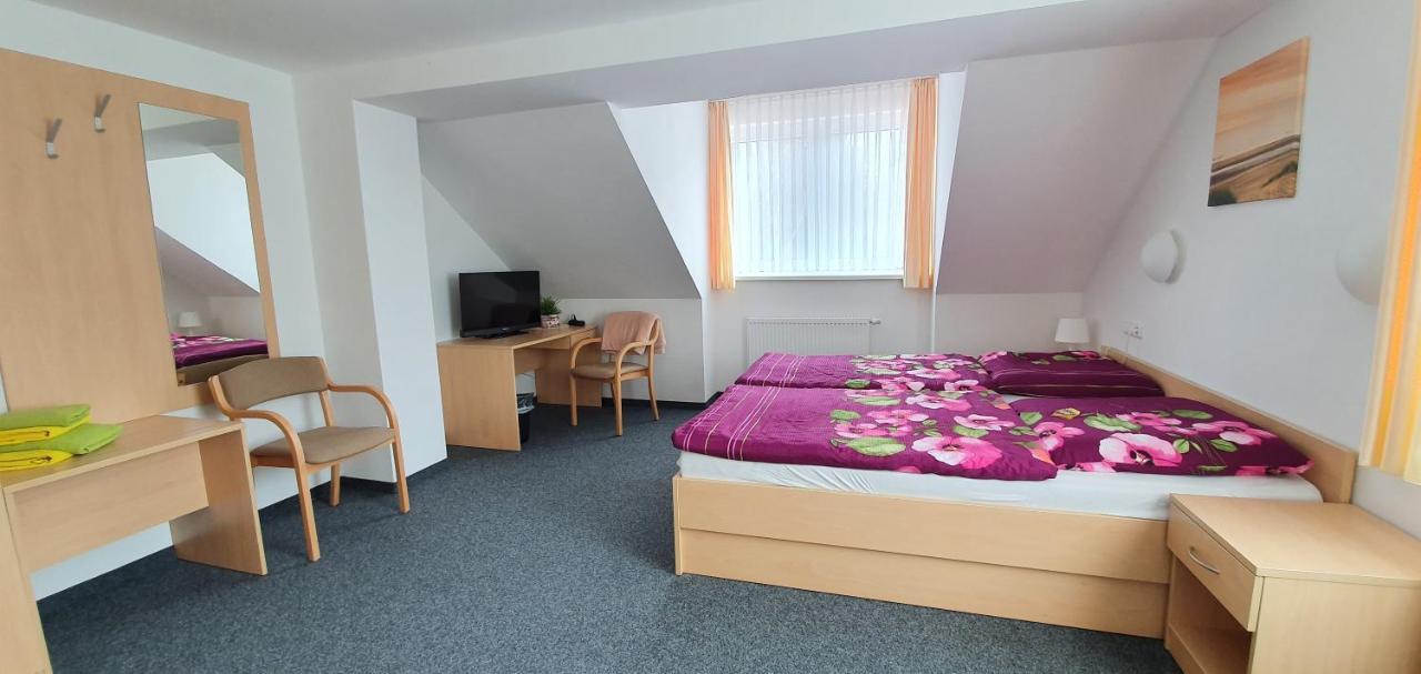 Kulturhaus Bettenhausen Hotel Rhonblick Esterno foto