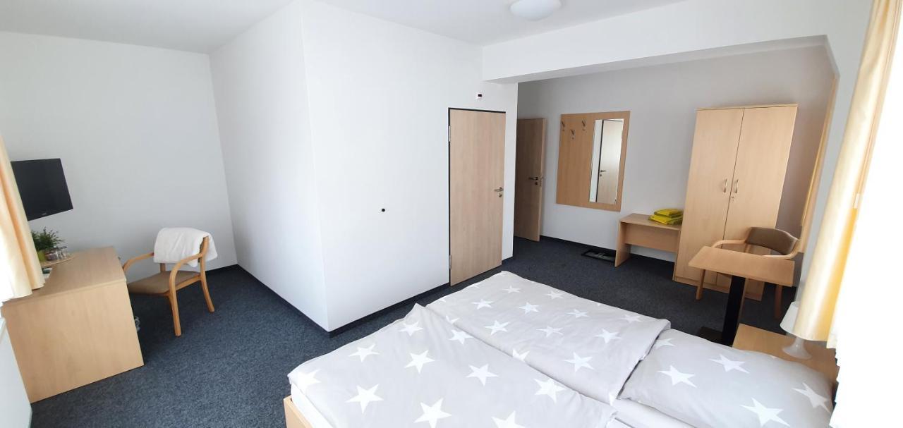 Kulturhaus Bettenhausen Hotel Rhonblick Esterno foto